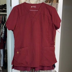 Wonder wink scrub top